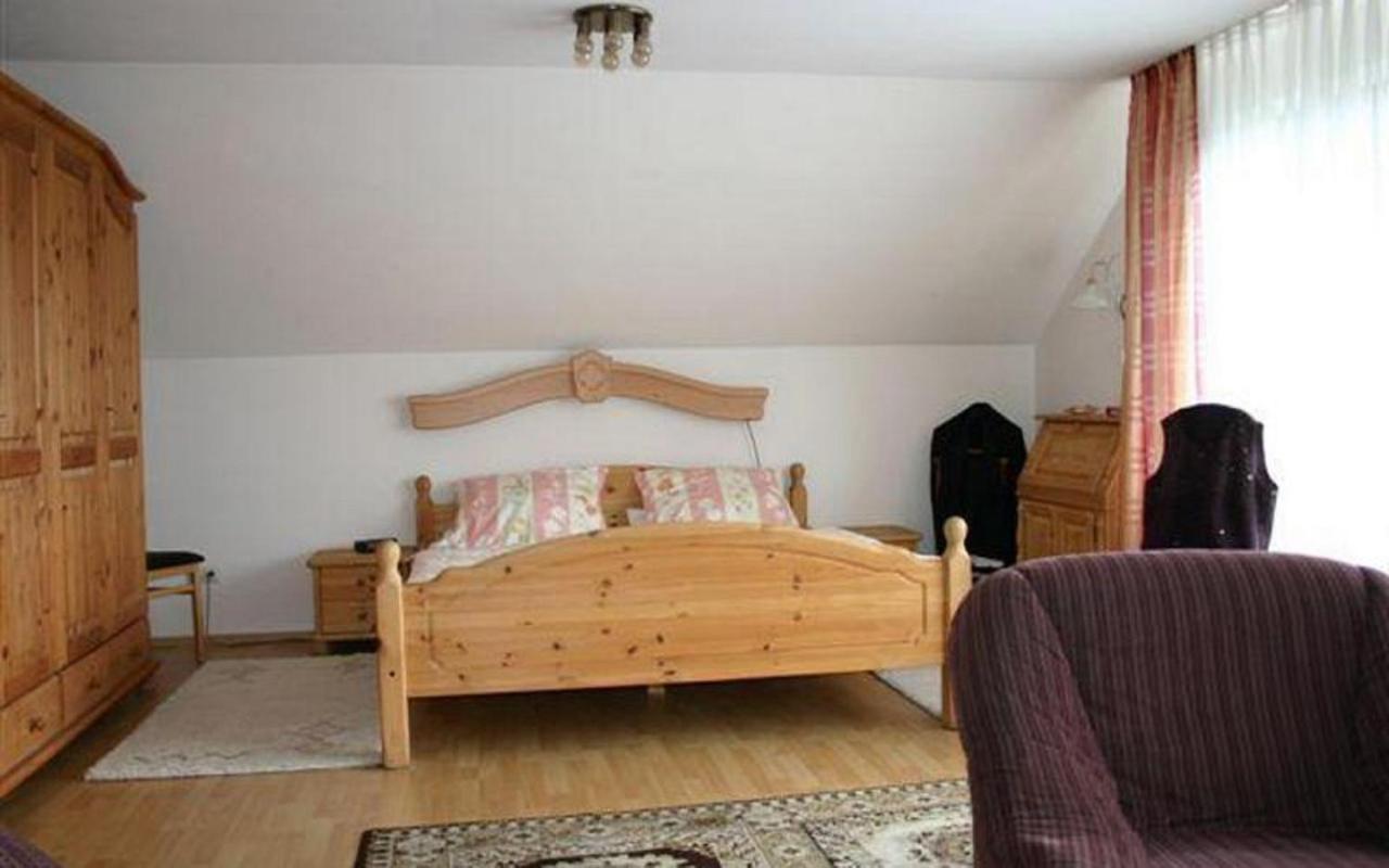 Pension Haus Zum Schlehenberg Bayreuth Bagian luar foto